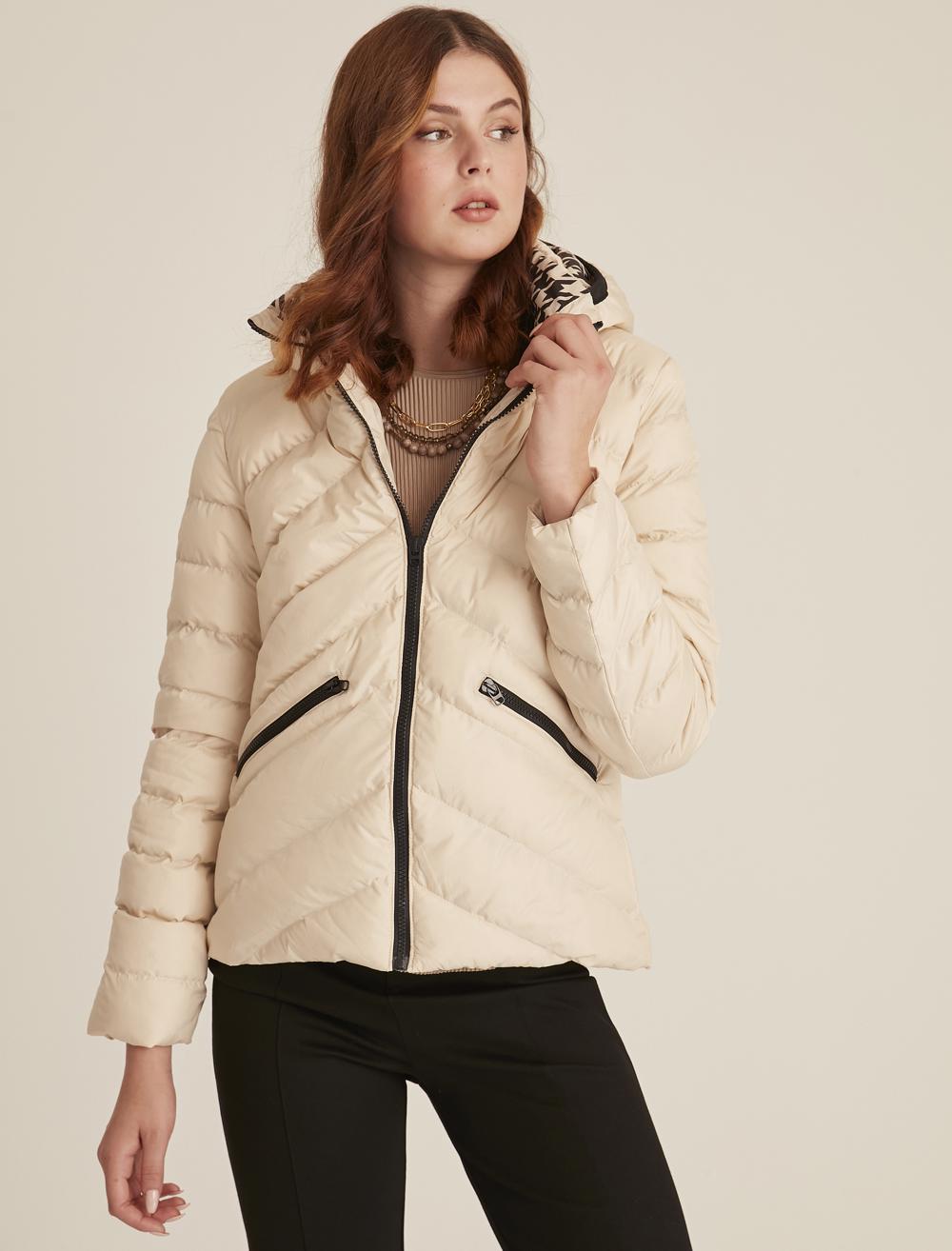 Bayan Ekru Cep Detaylı Kapüşonlu Puf Mont