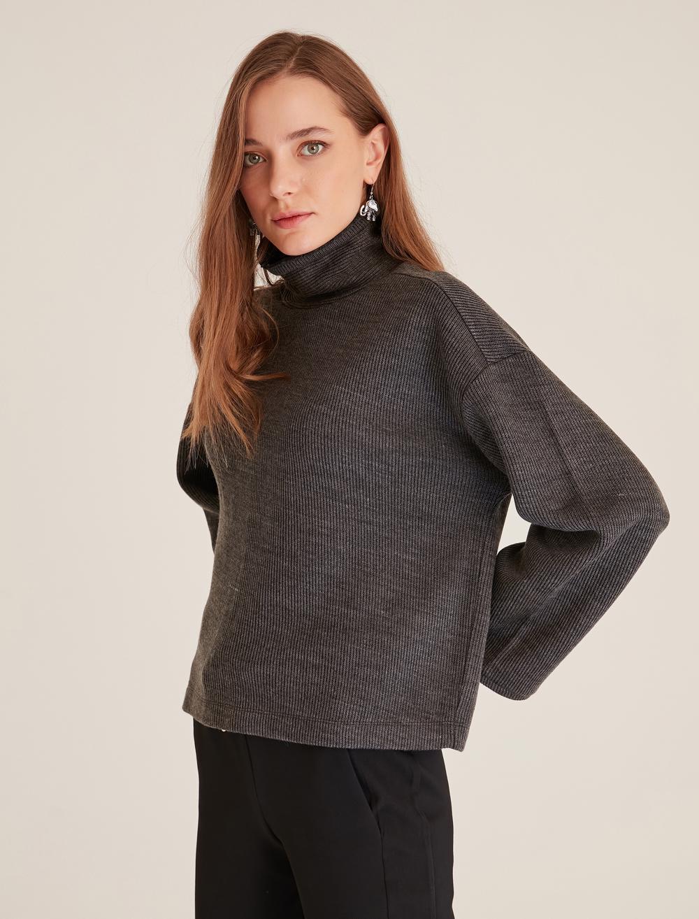 Bayan Antrasit Balıkçı Yaka Rahat Kesim Sweatshirt
