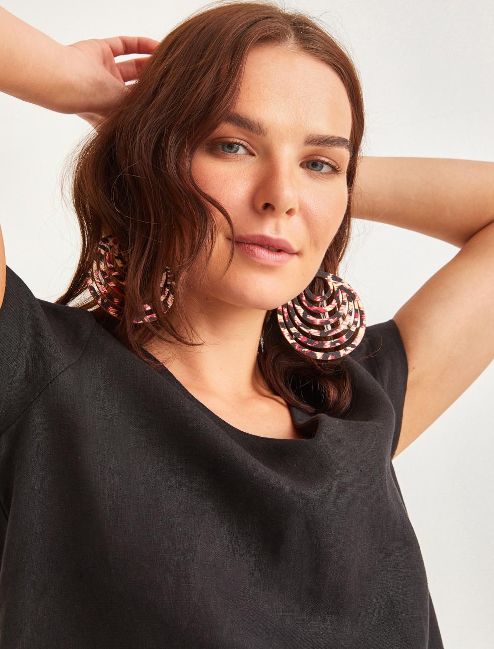 Bayan Siyah Ahşap Halka Küpe