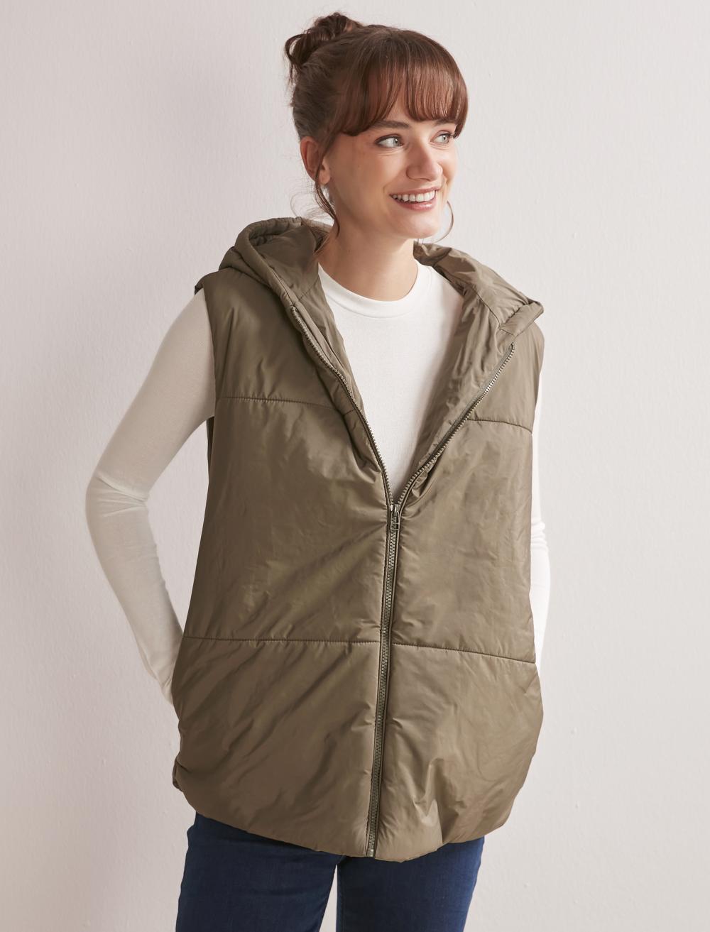 Bayan Haki Kapüşonlu Fermuarlı Cepli Kolsuz Şişme Yelek Mont