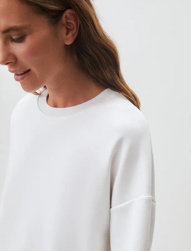 Women White Crew Neck Long Sleeve Oversized Sweatshirt
