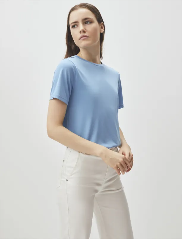 Women  Straight-Cut Crew Neck Short-Sleeve Basic T-Shirt