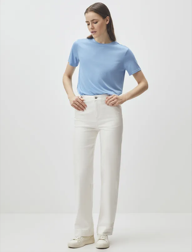 Women Blue Straight-Cut Crew Neck Short-Sleeve Basic T-Shirt