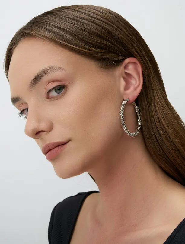 Bayan Gri Parlak Büyük Halka Küpe