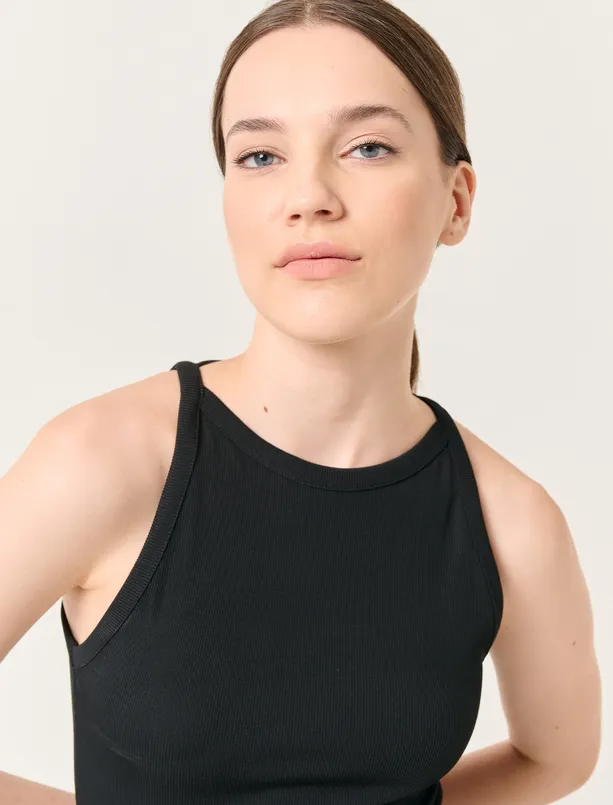 Bayan Siyah Dar Kesim Kolsuz Halter Yaka Basic Örme Atlet