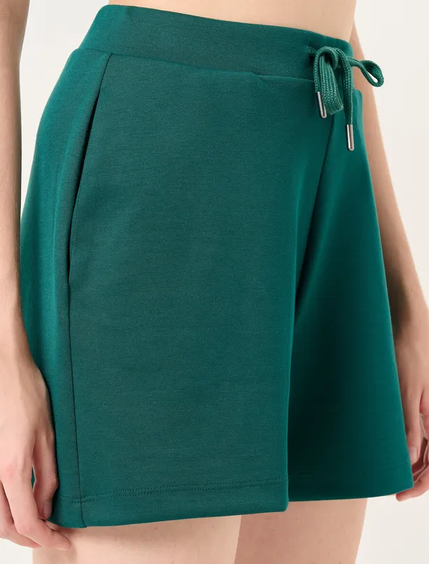 Women Green Regular Waist Shorts with Waist Ties