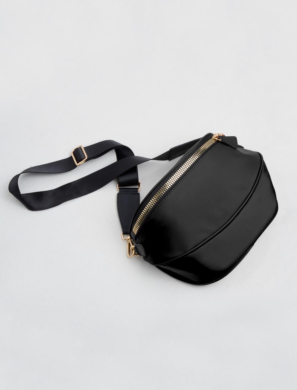 Bayan Siyah Ayarlanabilir Askılı Fermuarlı Çanta