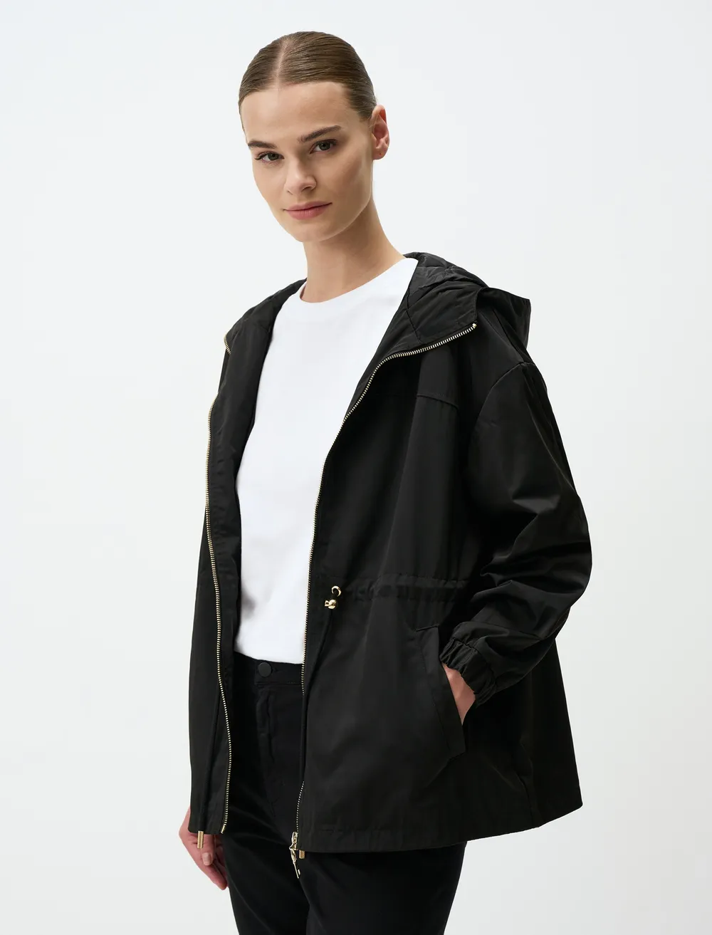 Jaylime Siyah Belden Bağlamalı Kapüşonlu Yağmurluk