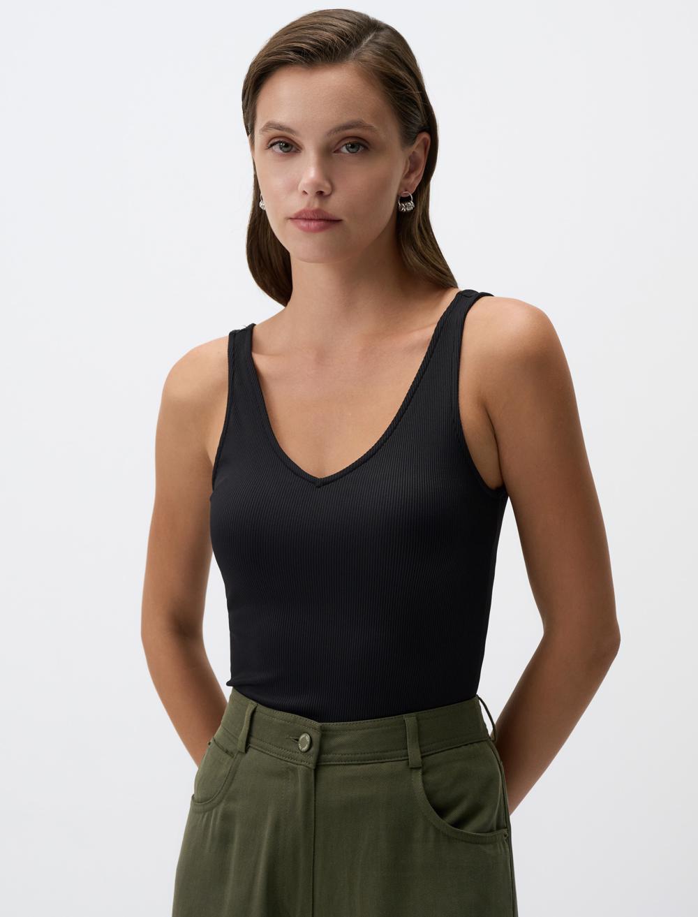 V Yaka Kolsuz Basic Örme Atlet