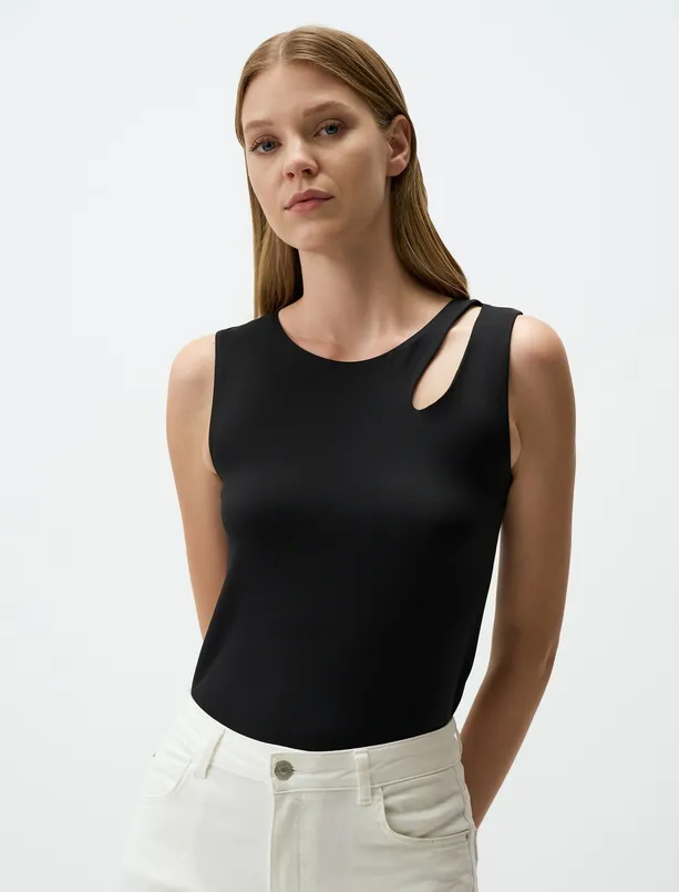 Women Black Asymmetric Neck Slim Fit Knitted Tank Top