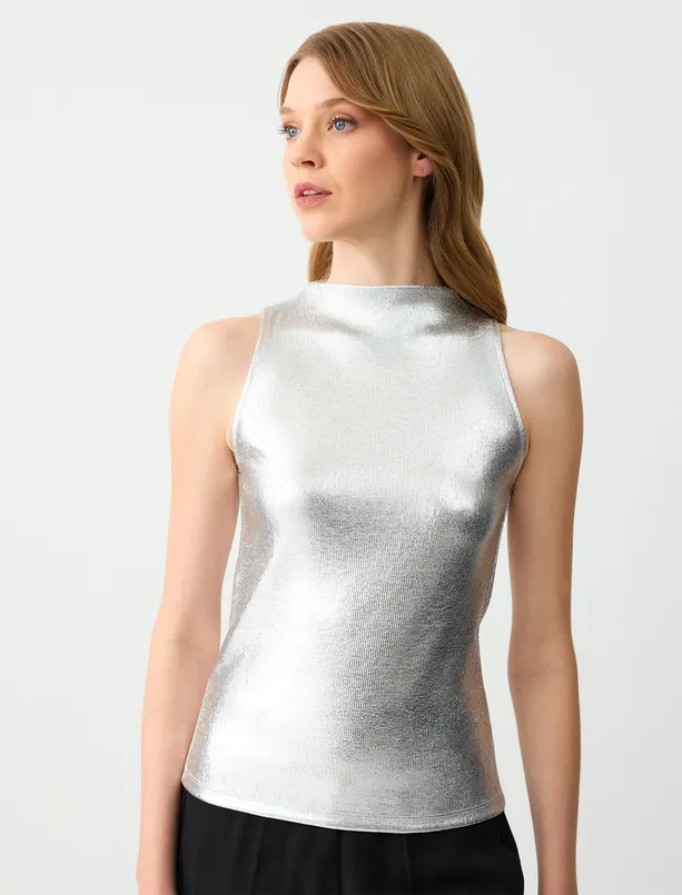 Women Copper Slim Fit Zero Neck Sleeveless Bright Knitted Blouse