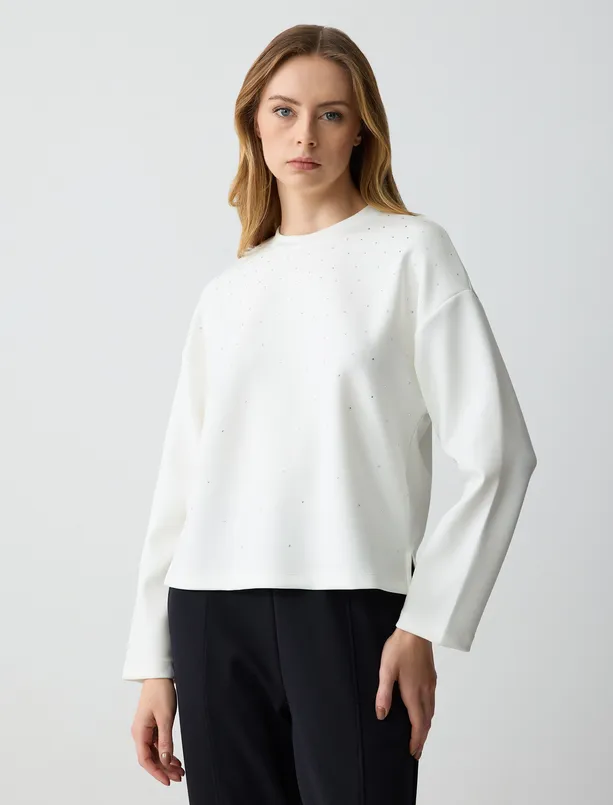 Bayan  Bisiklet Yaka Uzun Kollu Taş Baskılı Sweatshirt