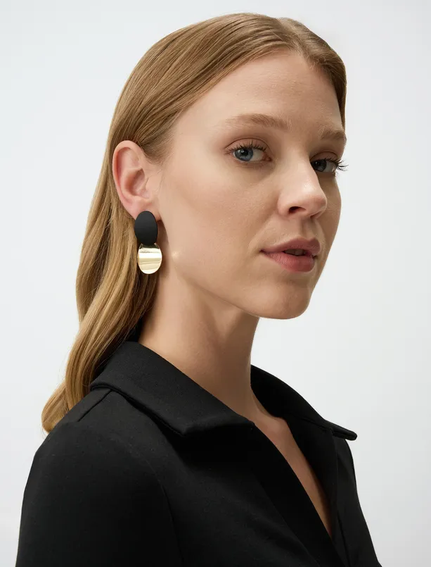 Women Black Geometric Figured Modern Earrings