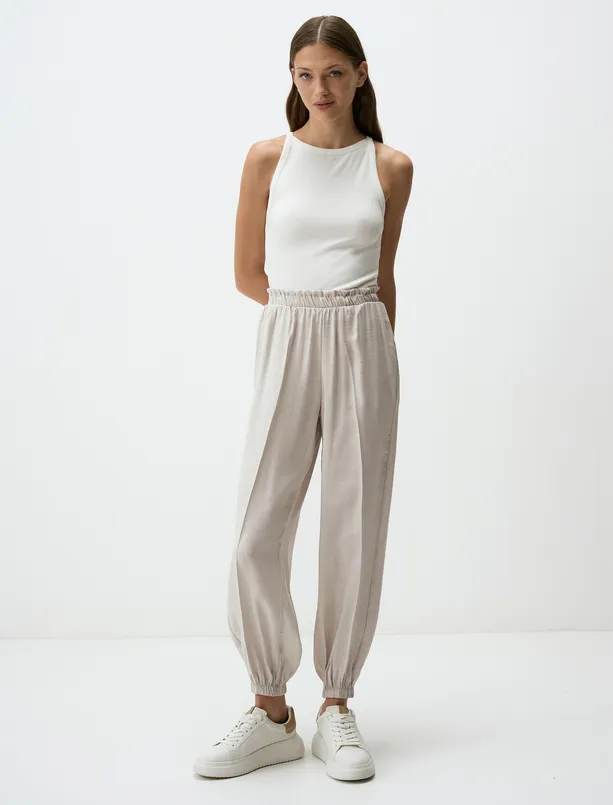 Women Beige Elastic Waist Narrow Leg Pants with Pockets