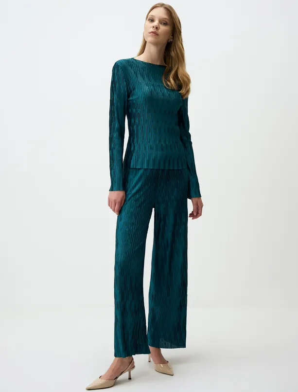 Women  Relaxed Fit Wide Leg Janjani Knitted Trousers