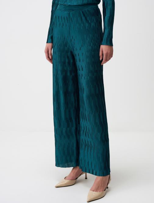 Petrol Mavisi Trendi