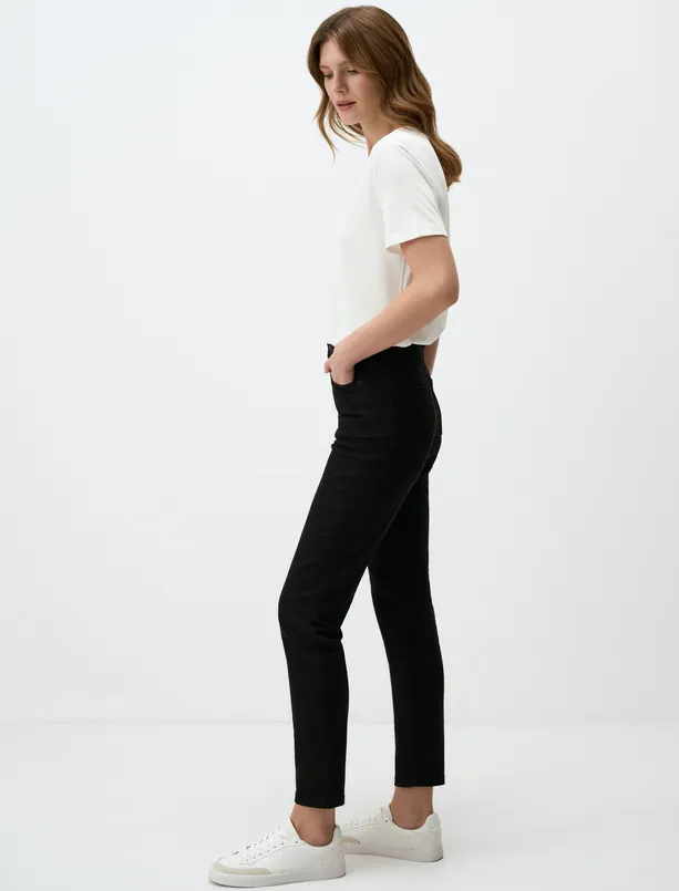 Women Black High Waist Slim Leg Denim Pants
