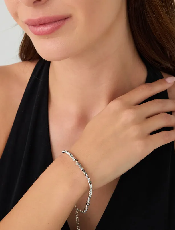 Bayan Gri Kare Metal Detaylı Ayarlanabilir Bileklik