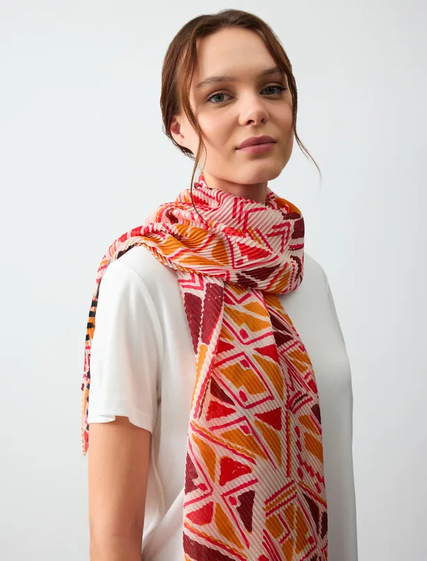 Women Patterned Geometric Patterned Shawl