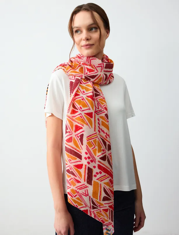 Women Patterned Geometric Patterned Shawl