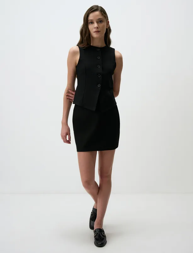 Women Black Round Collar Button Detailed Slim Fit Vest