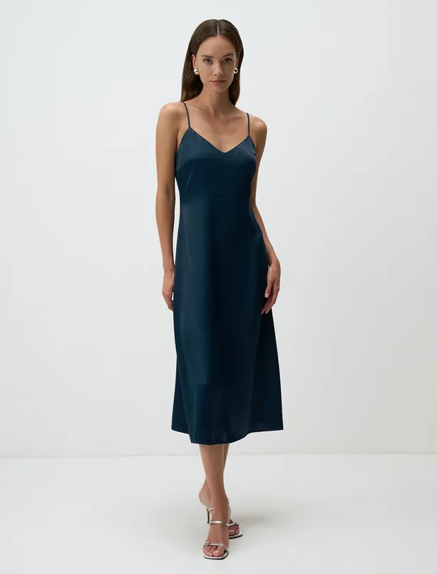 Bayan Mavi V Yaka Askılı Saten Midi Elbise