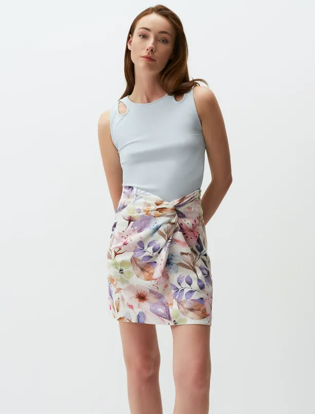 Bayan Ekru Floral Desenli Keten Mini Etek