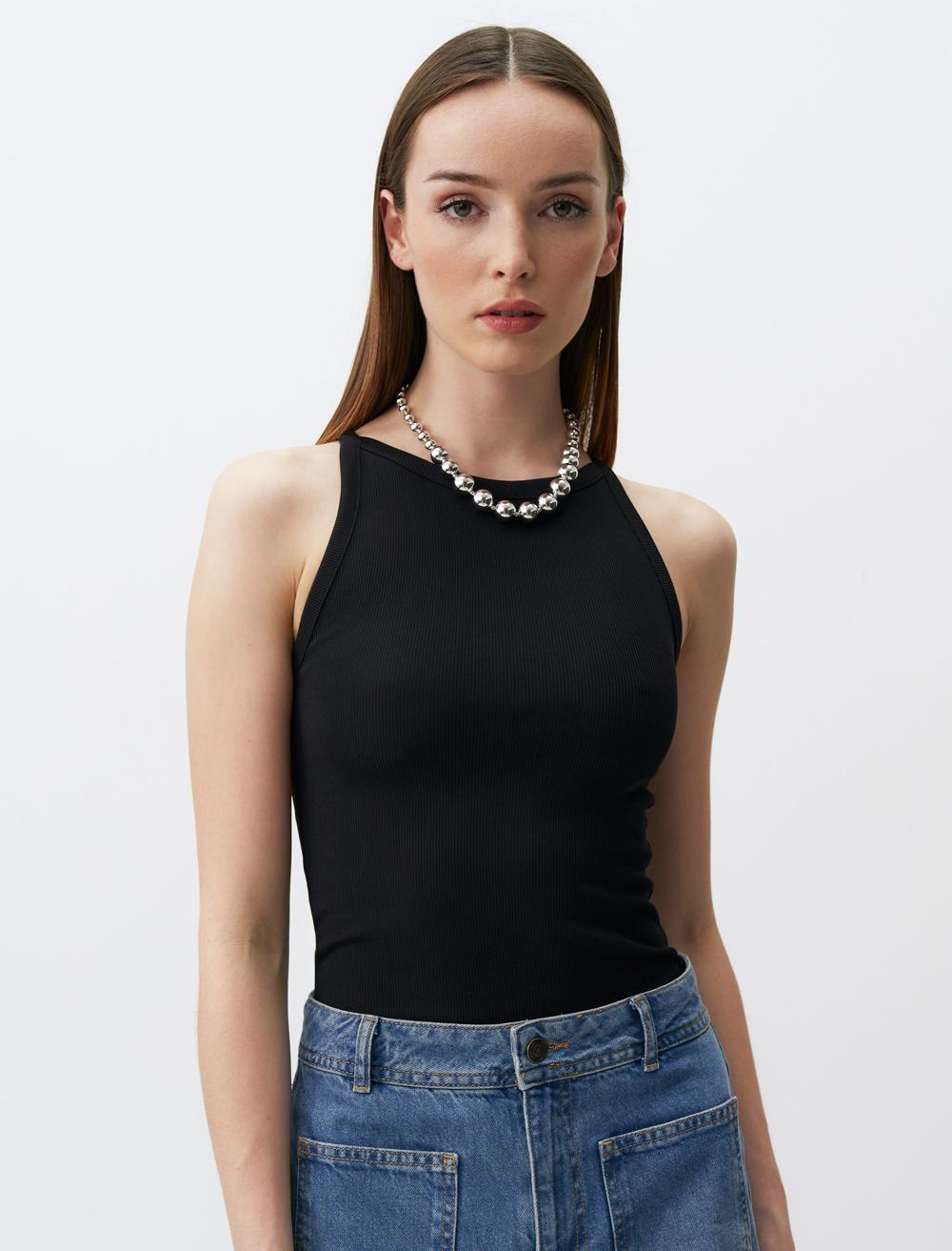 Dar Kesim Kolsuz Halter Yaka Örme Atlet