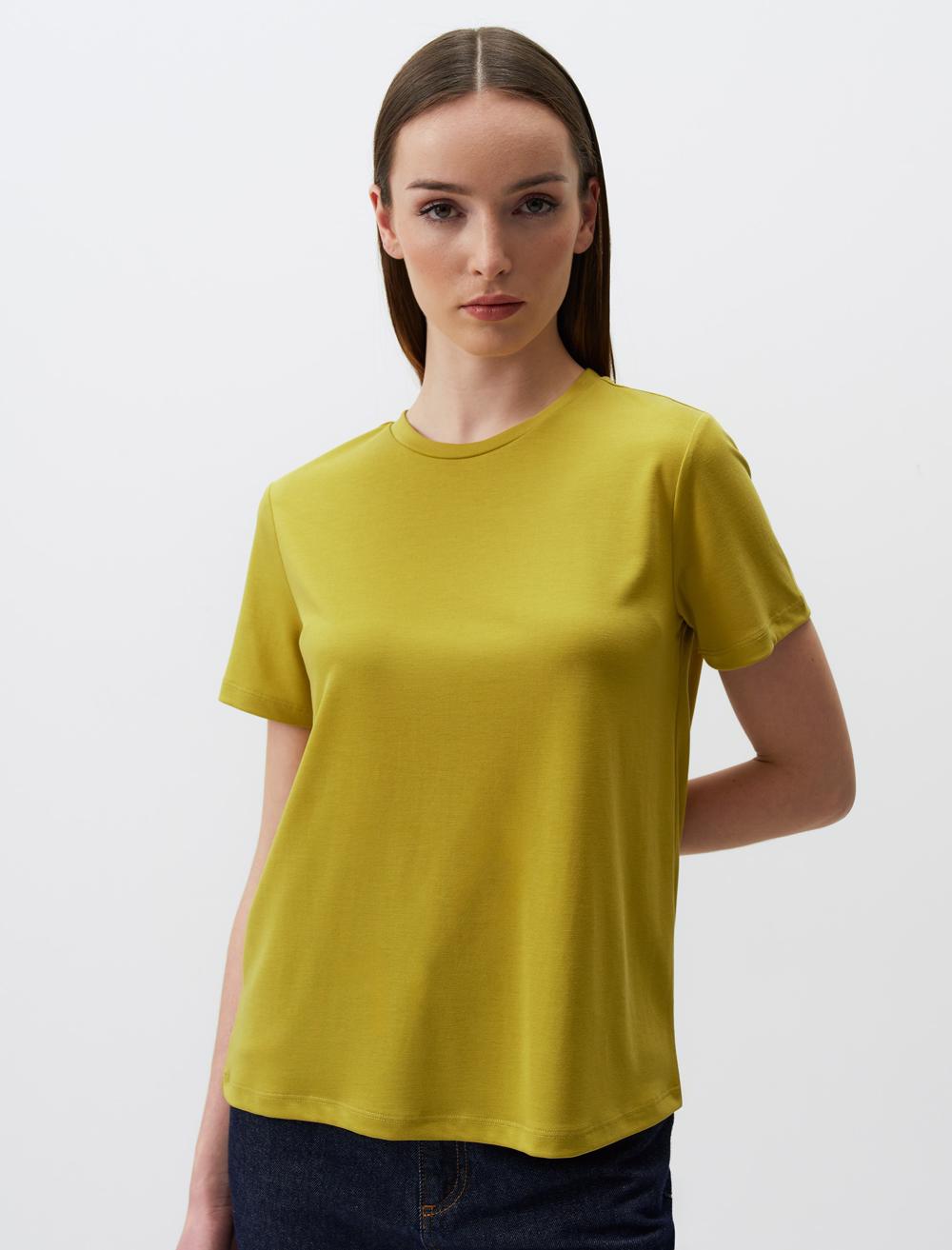 Düz Kesim Bisiklet Yaka Kısa Kollu Basic Tişört