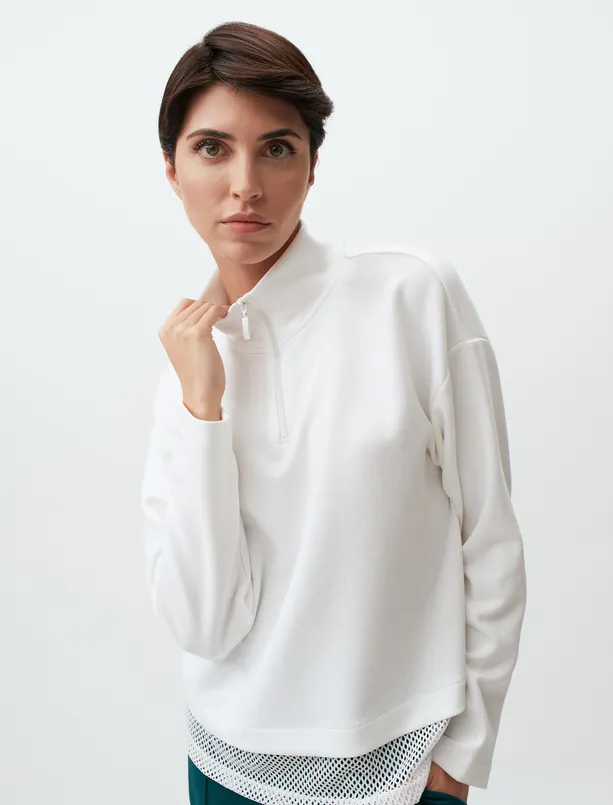 Bayan Beyaz Balıkçı Yaka Uzun Kollu File Detaylı Sweatshirt
