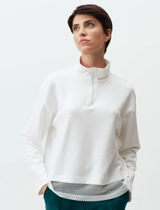 Bayan Beyaz Balıkçı Yaka Uzun Kollu File Detaylı Sweatshirt