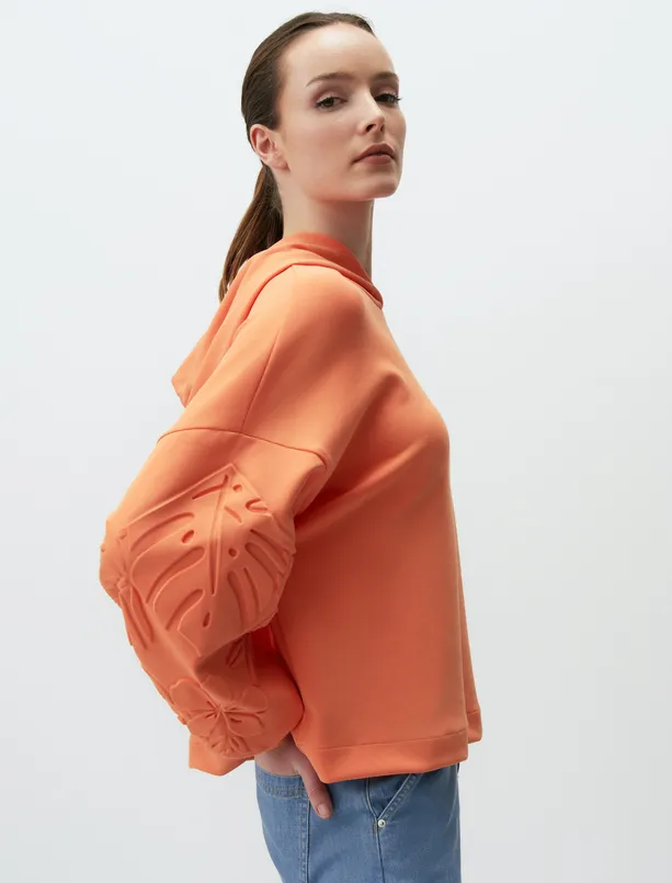 Bayan Turuncu Kapüşonlu Kabartma Tropikal Desenli Sweatshirt