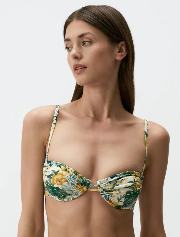 Bayan  Ayarlanabilir Askılı Çiçek Detaylı Bikini Üst