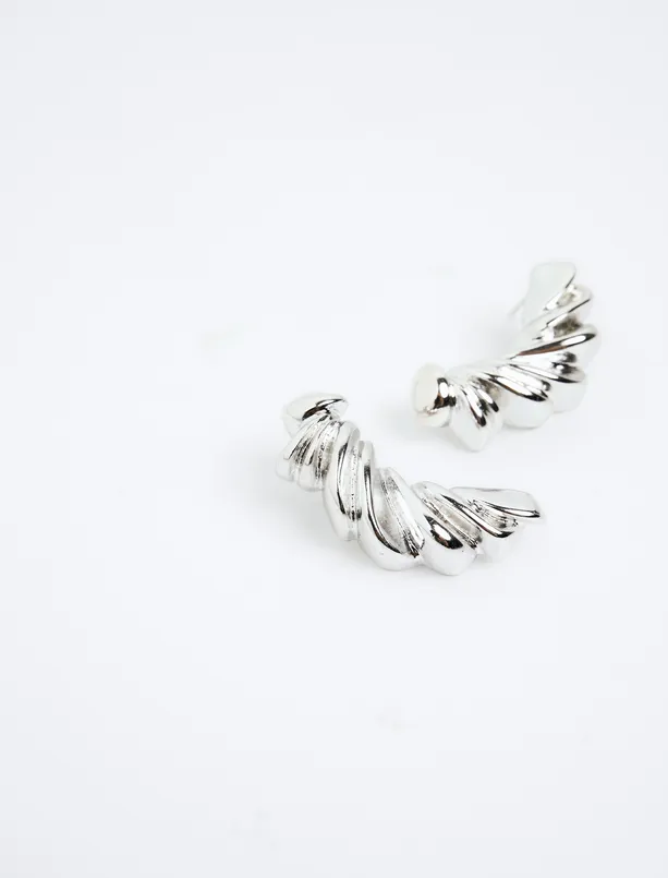 Bayan Gri Sarmal Figürlü Küpe