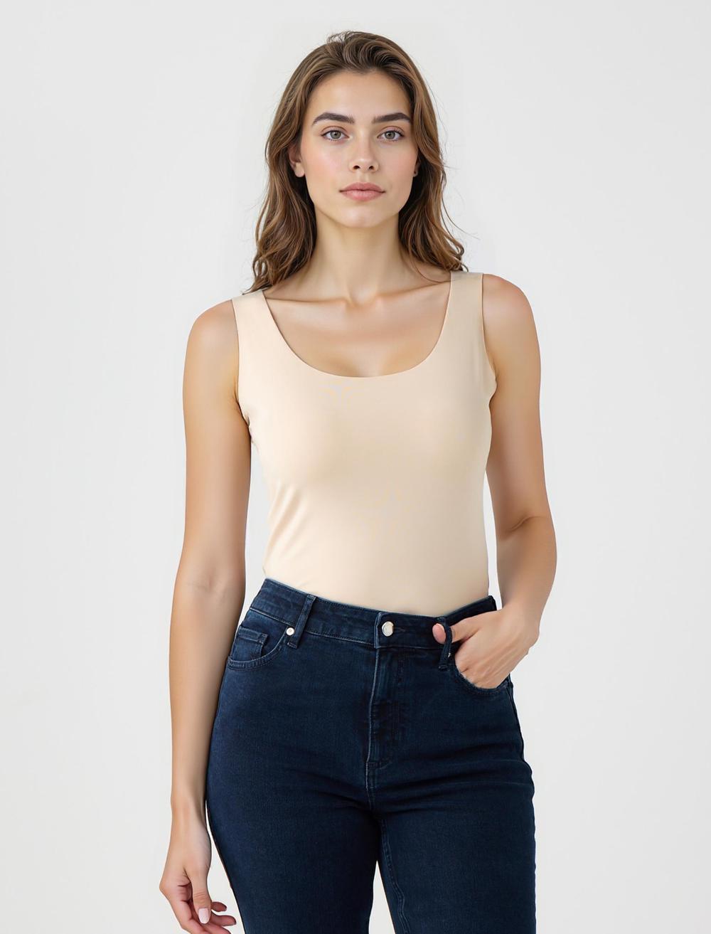 Dar Kesim Örme U Yaka Atlet