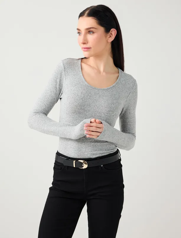 Bayan  Dar Kesim U Yaka Yumuşak Dokulu Örme Bluz