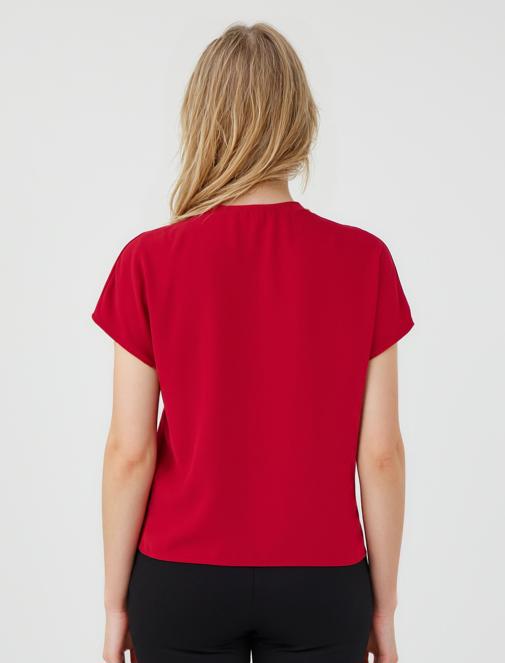 Kırmızı V Yaka Kısa Kollu Dokuma Bluz	