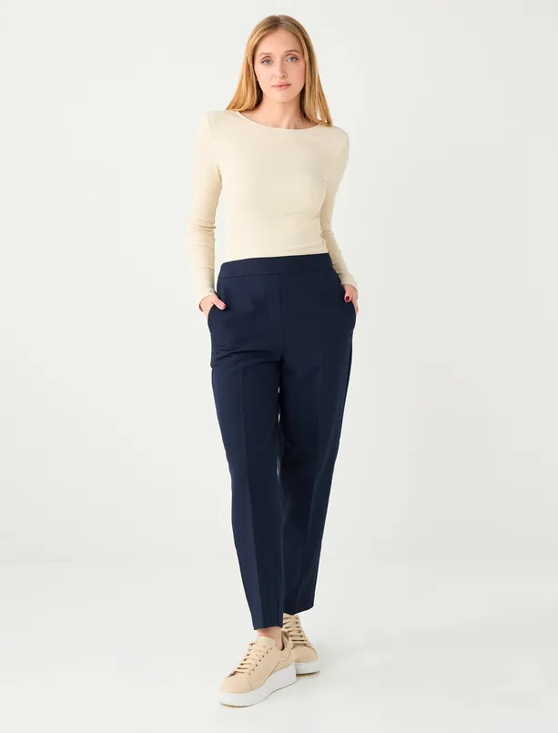 Bayan Ekru Dar Kesim Kayık Yaka Örme Bluz