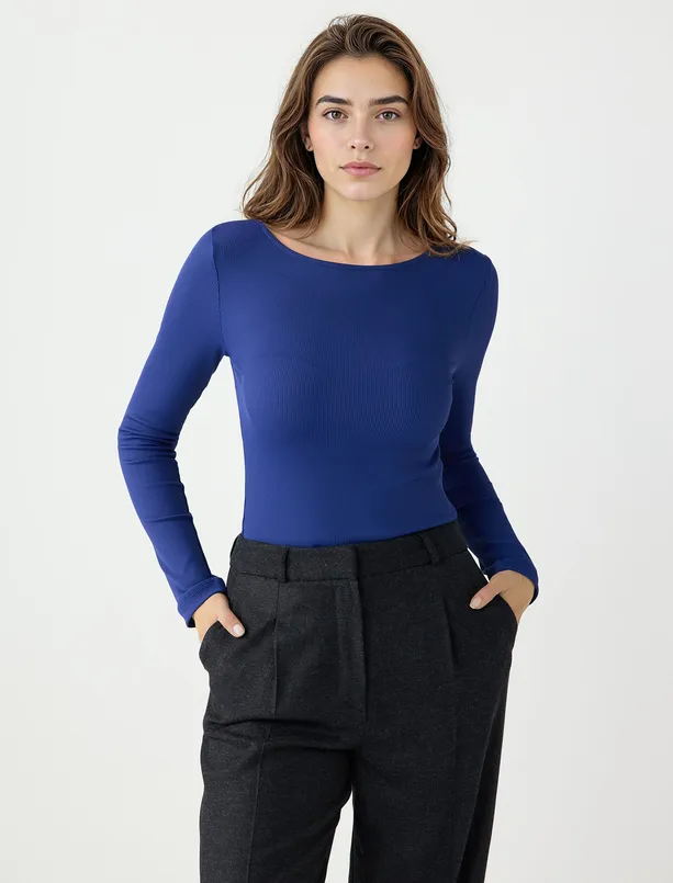 Bayan  Dar Kesim Kayık Yaka Örme Bluz