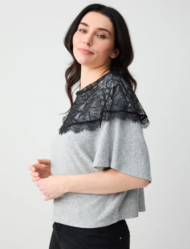 Bayan  Degaje Yaka Yarasa Kol Dantel Detaylı Örme Bluz
