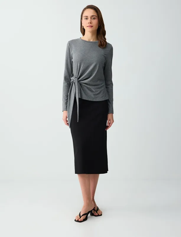Bayan Antrasit Yuvarlak Yaka Beli Bağcık Detaylı Örme Bluz