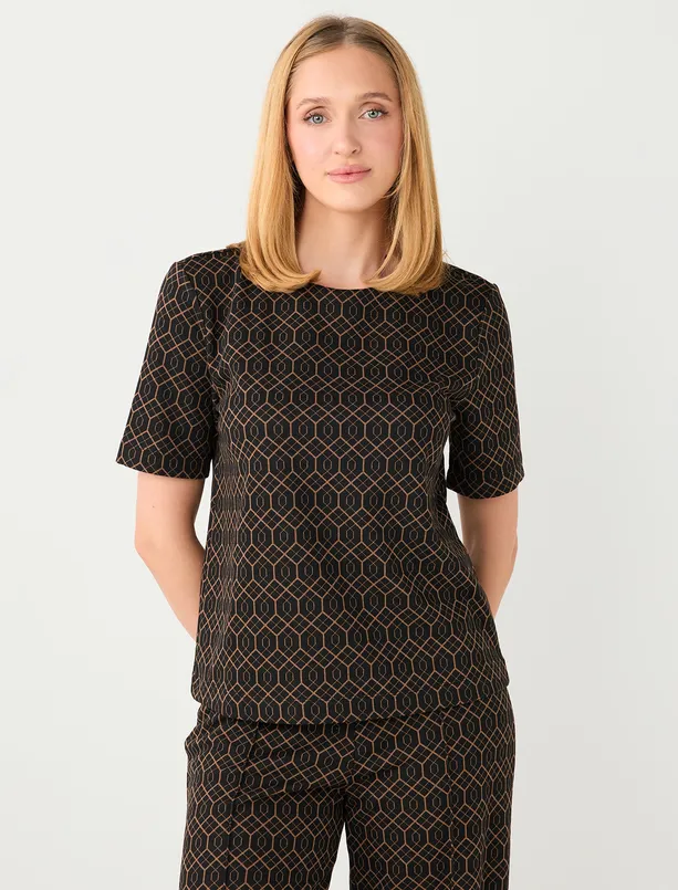 Bayan Kahverengi Kısa Kollu Bisiklet Yaka Geometrik Desenli Örme Bluz