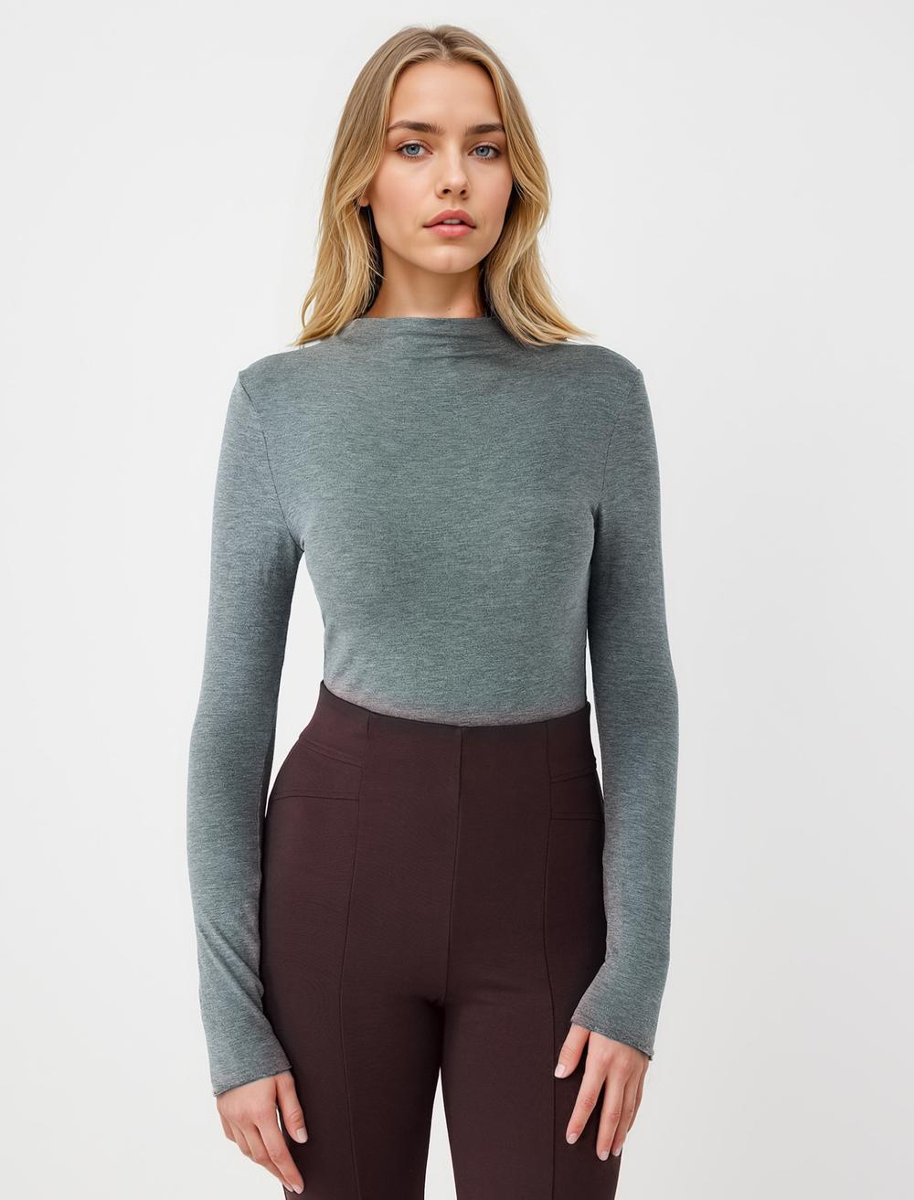 Dar Kesim Sıfır Yaka Uzun Kollu Örme Bluz