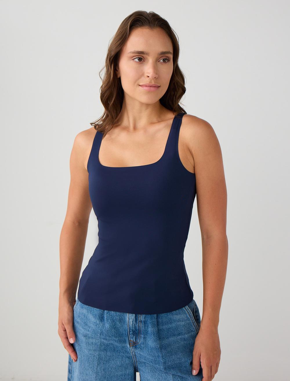 Dar Kesim Askılı Kare Yaka Örme Bluz