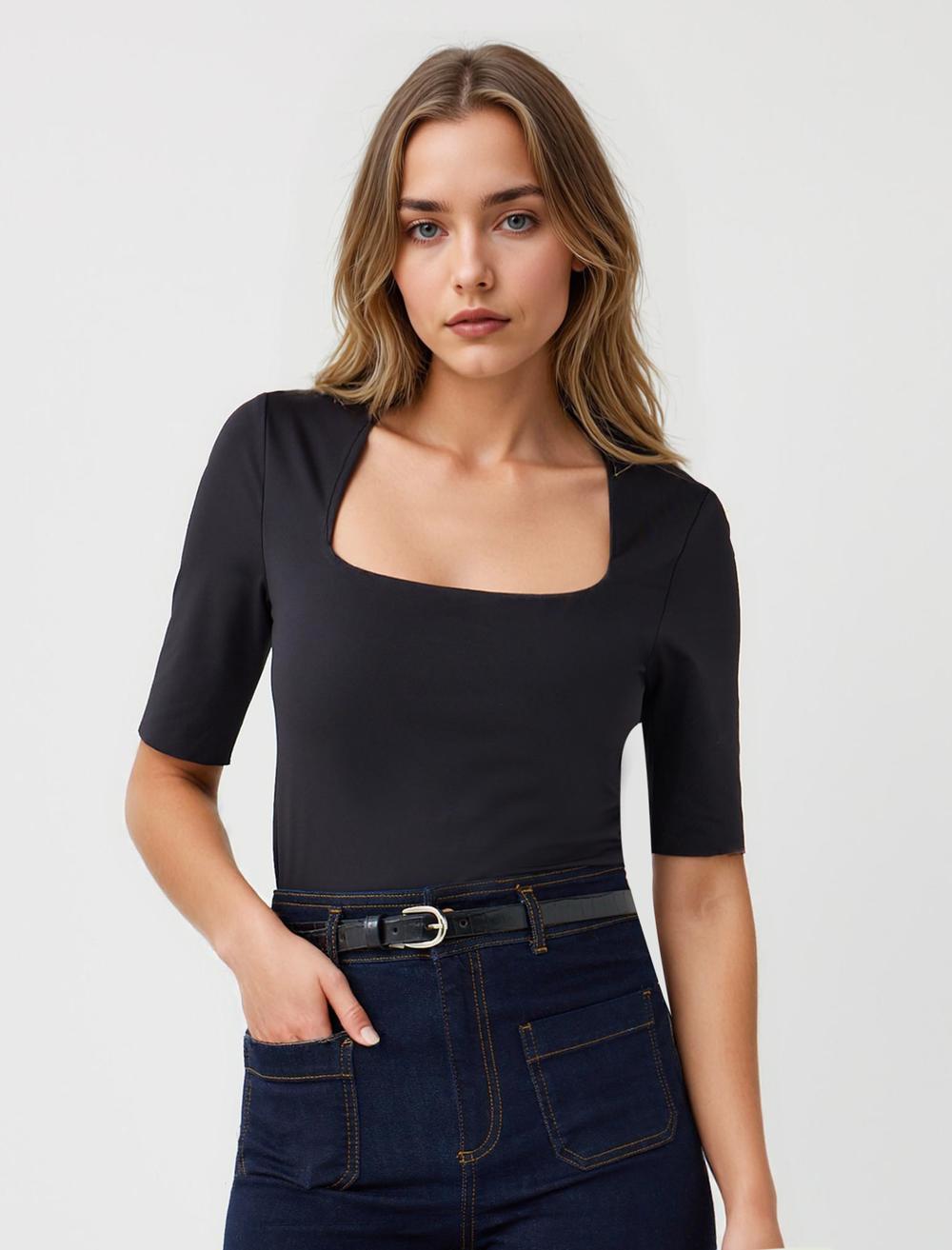 Dar Kesim Kare Yaka Dirsek Kol Örme Bluz