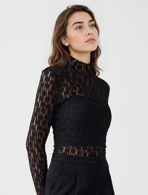 Lace Knitted Blouse Combination