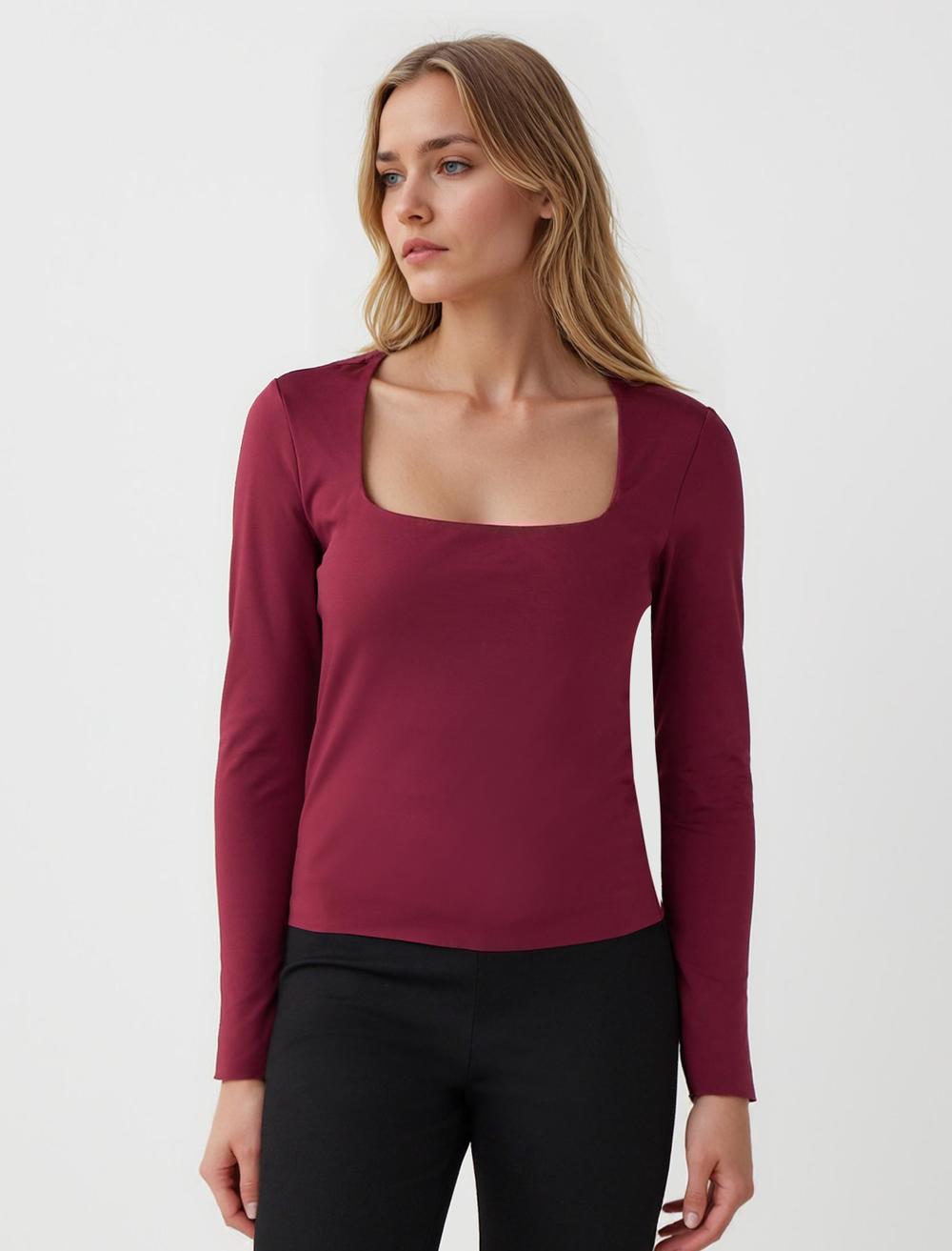 Kare Yaka Dar Kesim Uzun Kollu Örme Bluz