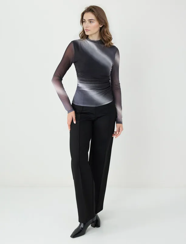 Bayan Gri Dar Kesim Sıfır Yaka Renk Geçişli Mesh Bluz