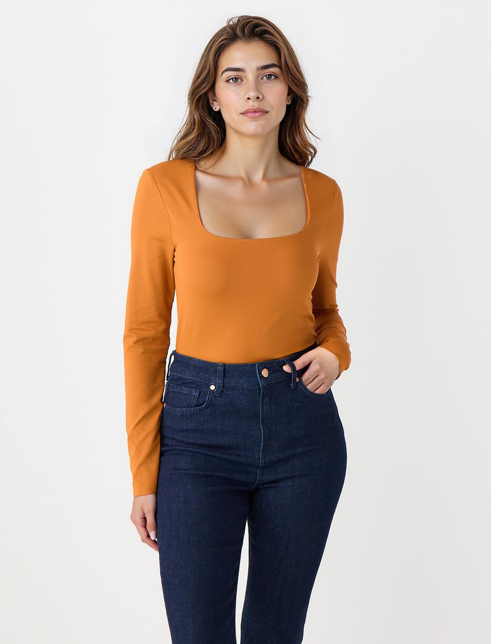 Dar Kesim Uzun Kollu Kare Yaka Örme Bluz