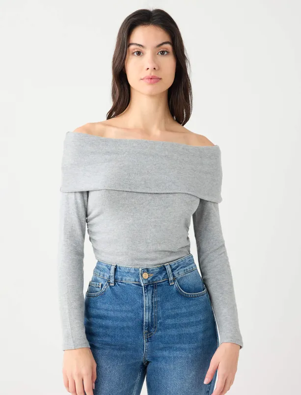 Bayan  Dar Kesim Kayık Yaka Modal Örme Bluz